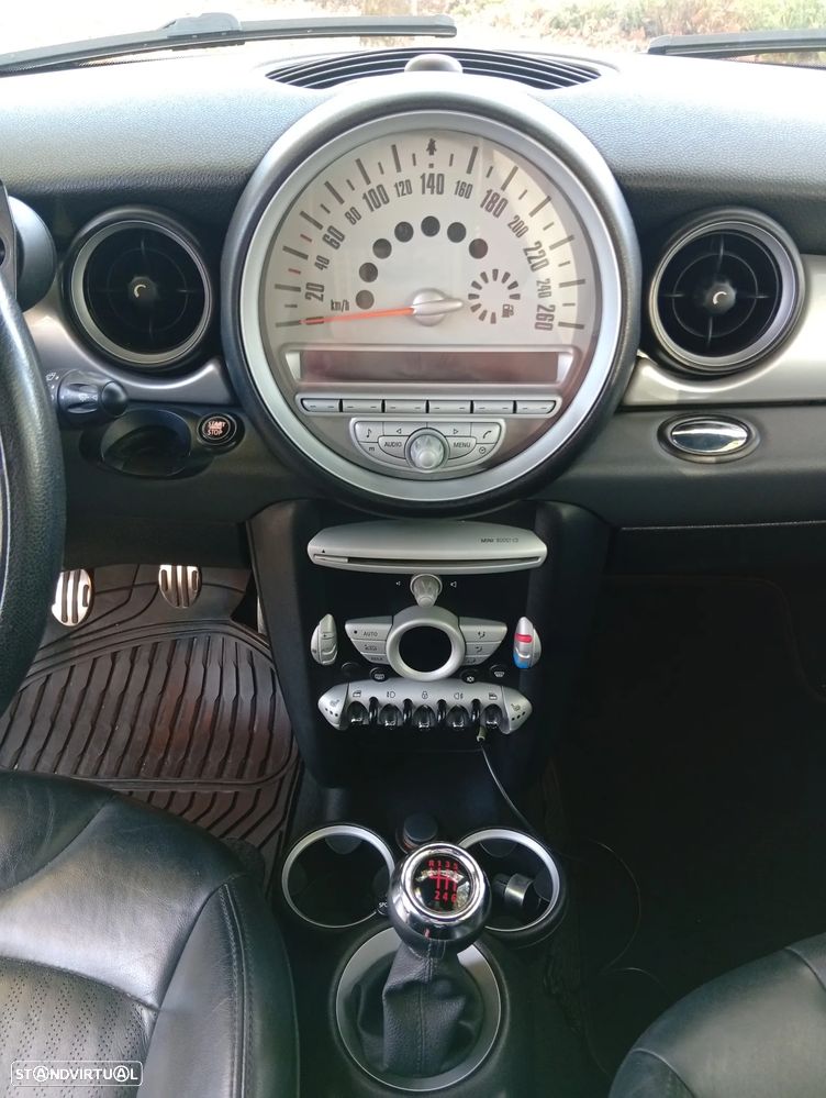 MINI Clubman John Cooper Works - 10