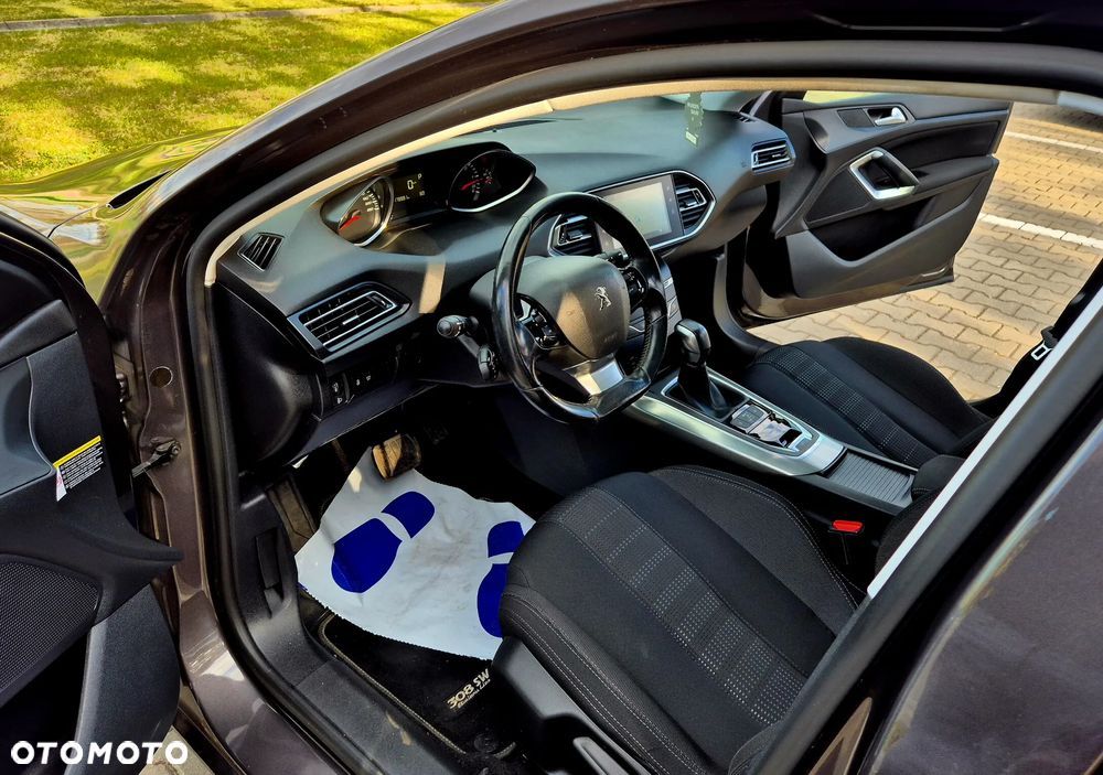 Peugeot 308 BlueHDi 150 EAT6 Stop & Start Business-Line - 21