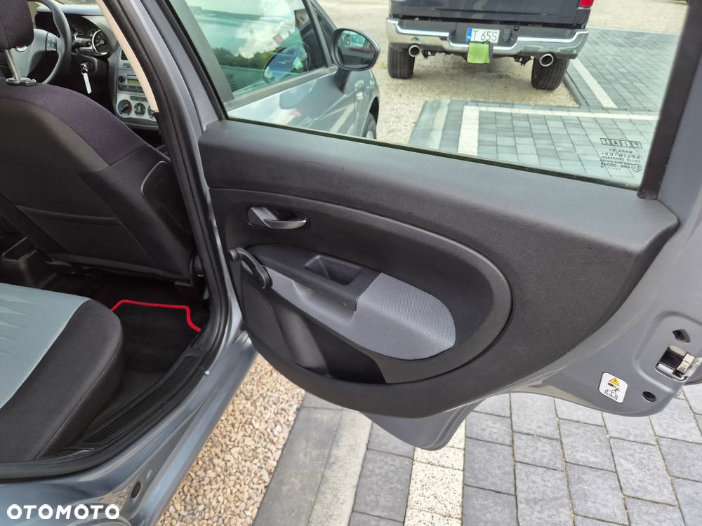 Fiat Grande Punto - 21