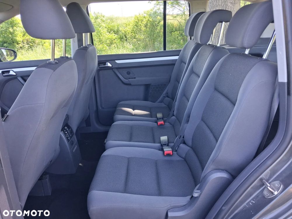 Volkswagen Touran 1.6 TDI DPF BlueMot Trendline - 12