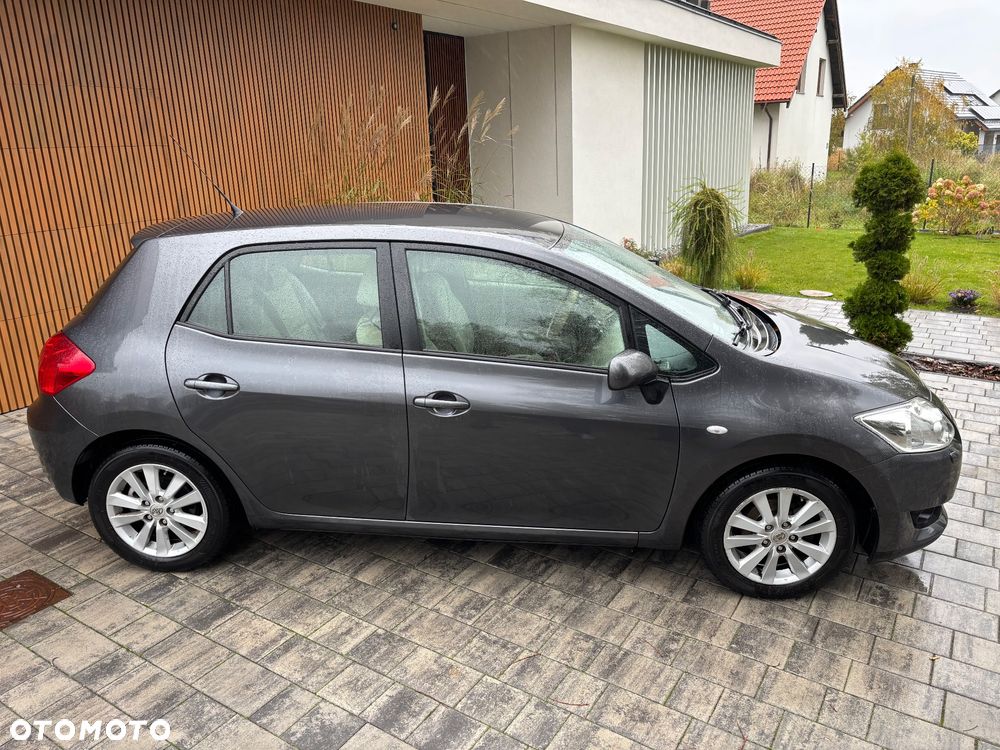 Toyota Auris 1.6 VVT-i Premium MM - 7