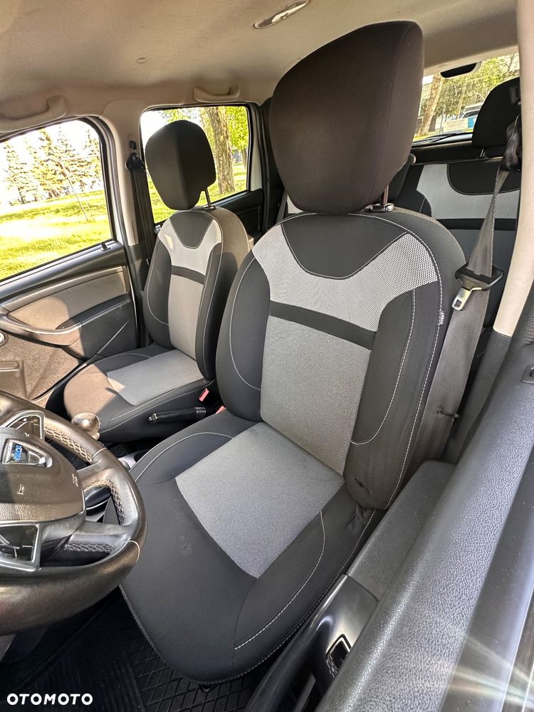 Dacia Duster 1.6 SCe Comfort 4WD - 15