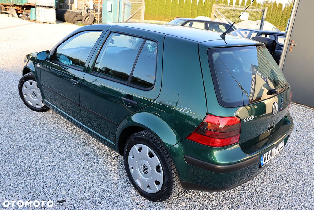 Volkswagen Golf 1.4 Q - 9
