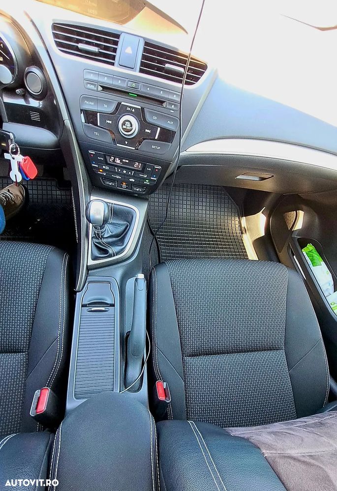 Honda Civic 1.6 i-DTEC Elegance - 9