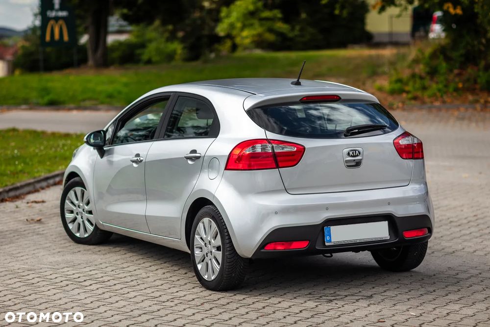 Kia Rio 1.4 CRDI Spirit - 33