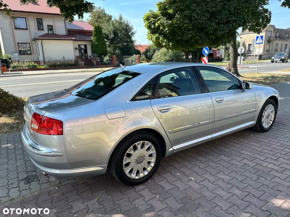 Audi A8 3.7 Quattro - 5