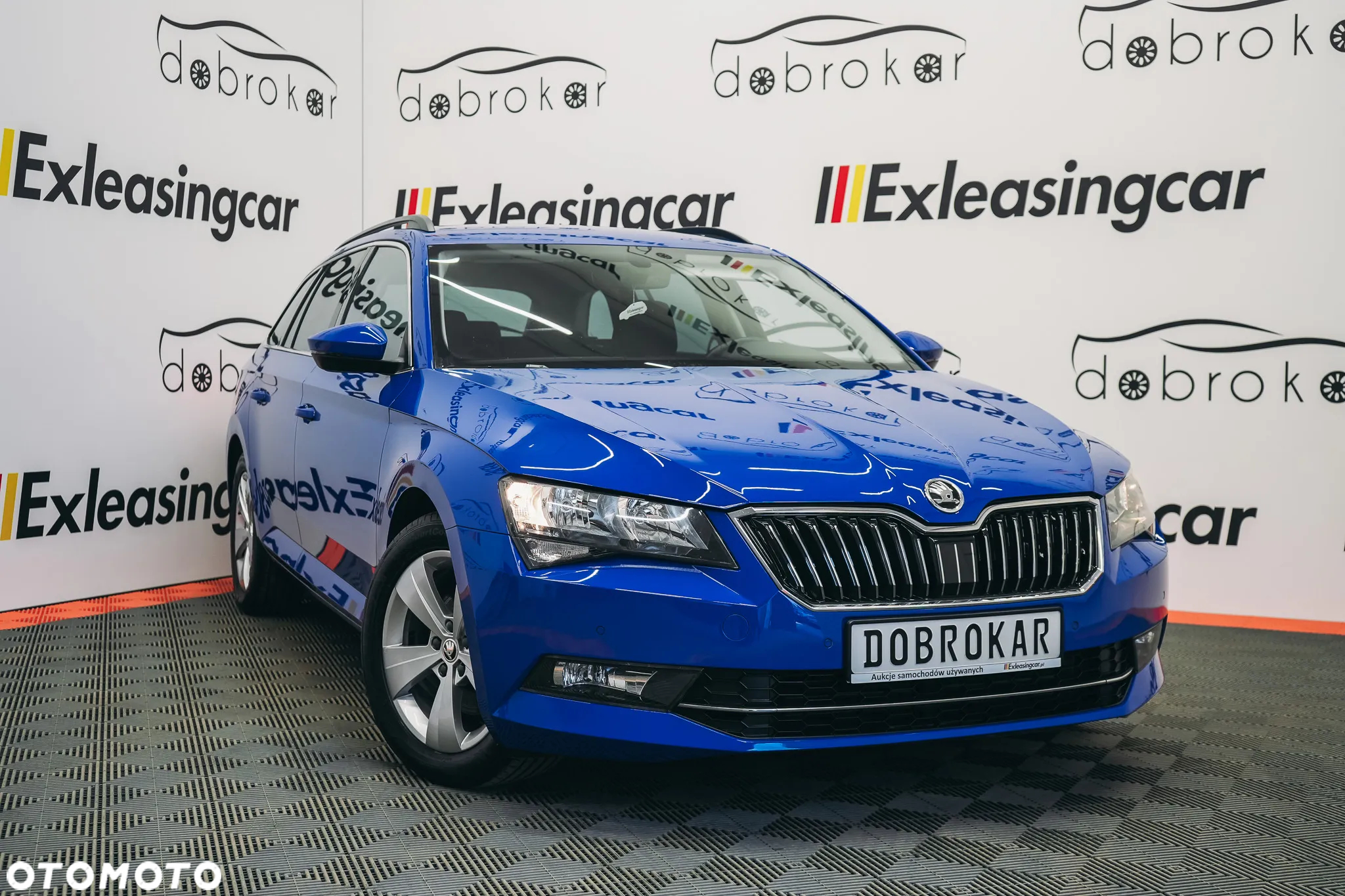 Skoda Superb 2.0 TDI SCR Ambition - 2