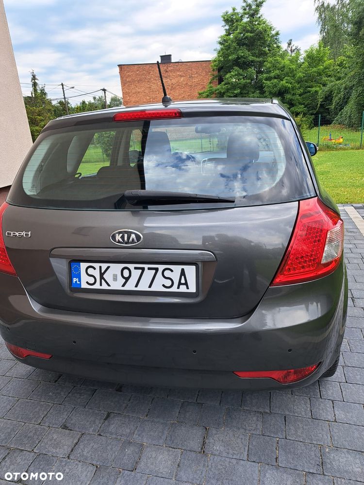 Kia Ceed - 3