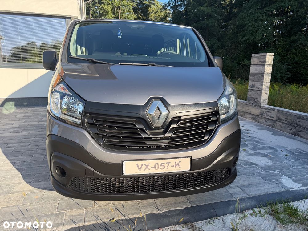 Renault Trafic - 2
