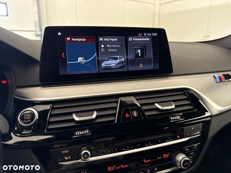 BMW Seria 5 530i GPF xDrive M Sport sport - 15