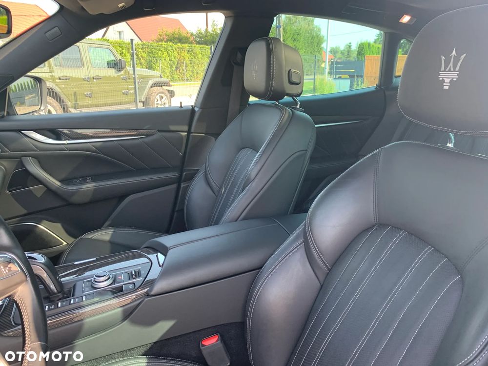 Maserati Levante S Q4 - 33