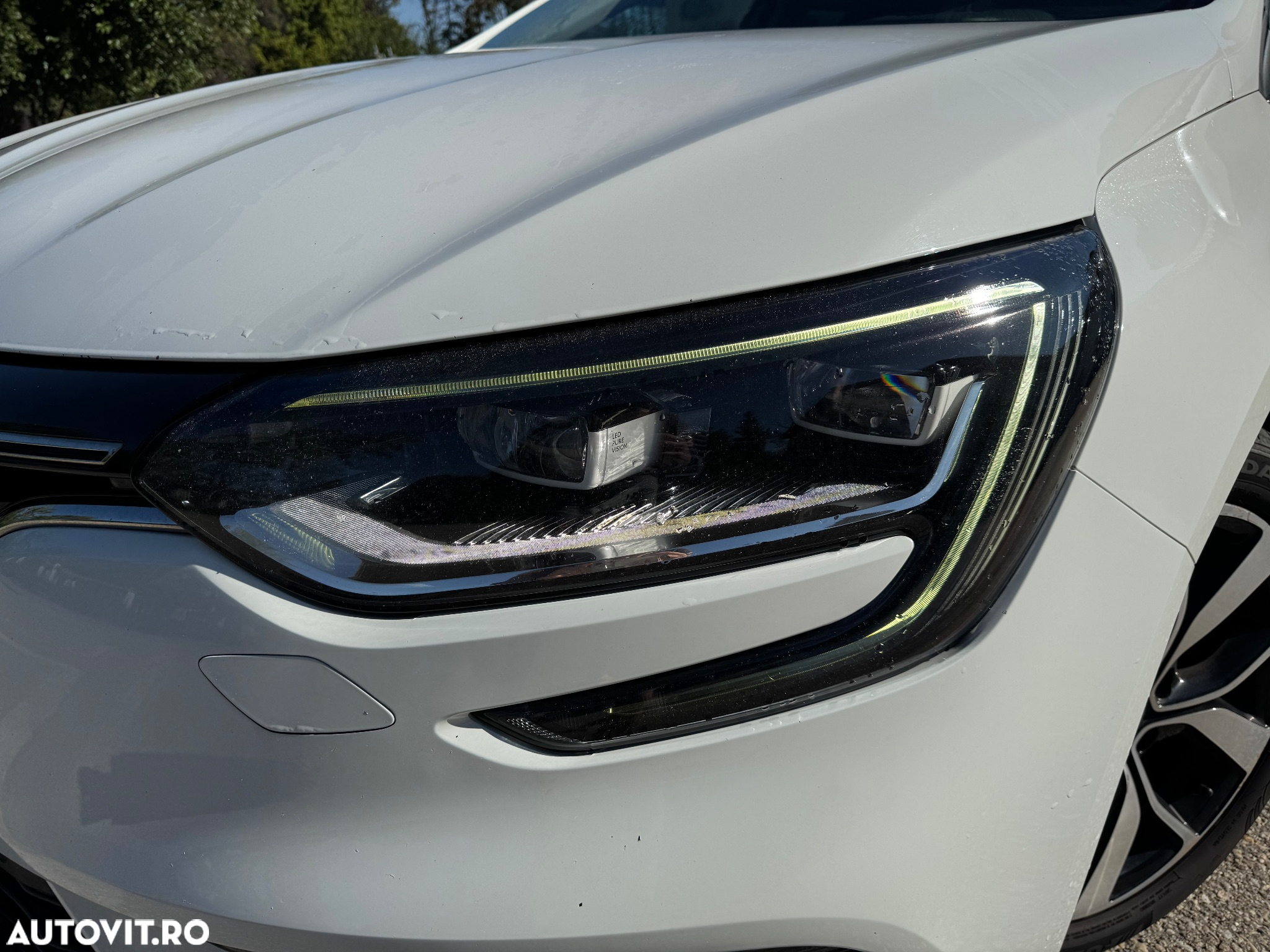 Renault Megane BLUE dCi 115 EDC BOSE EDITION - 12