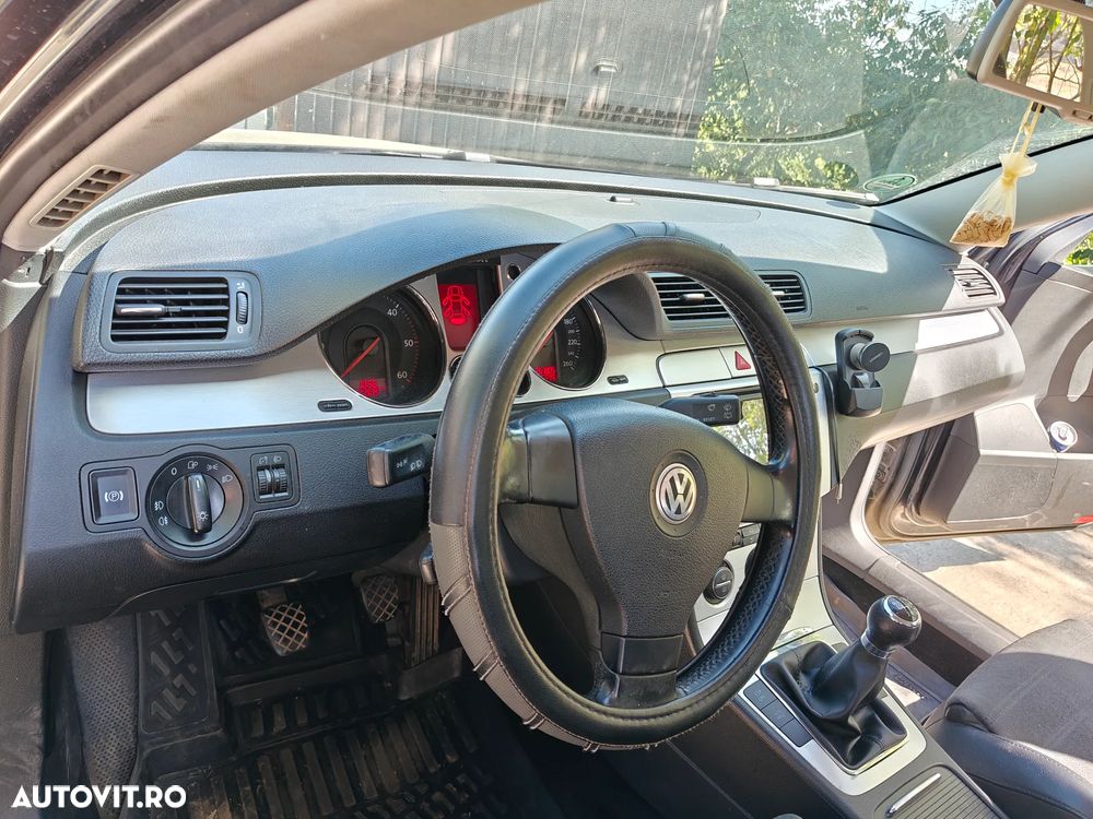Volkswagen Passat Variant 2.0 TDI Individual - 1