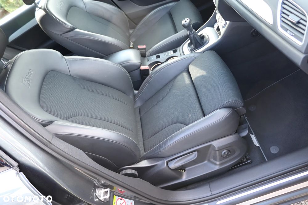 Audi Q3 2.0 TDI Quattro Edycja Specjalna - 33