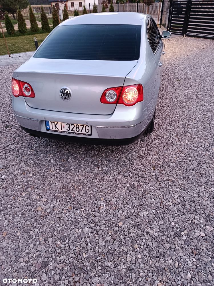 Volkswagen Passat - 5