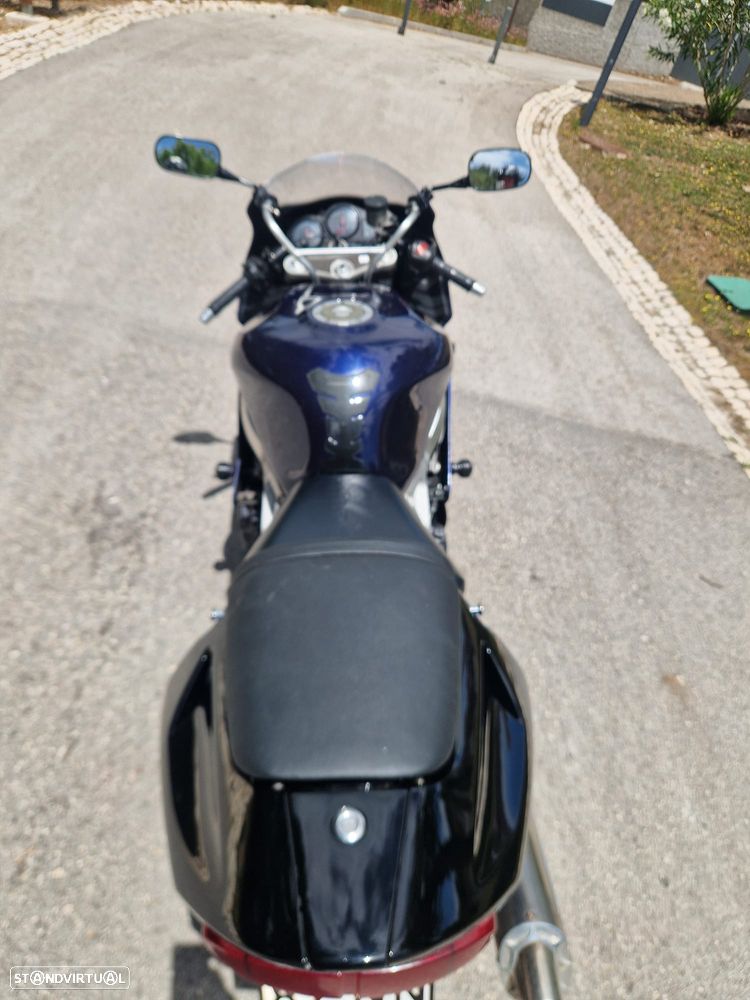 Honda CBR 900 RR  Possível Financiamento - 12