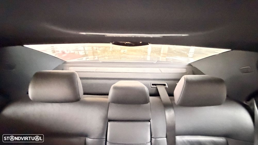 Mercedes-Benz E 350 CDI Avantgarde BlueEfficiency - 38