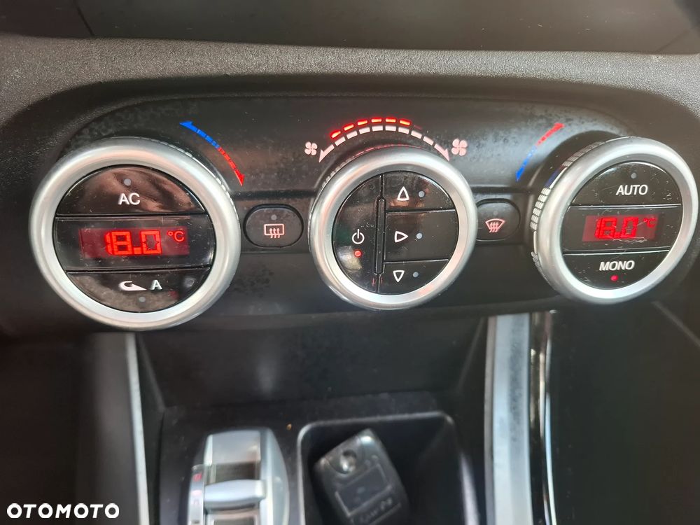 Alfa Romeo Giulietta 1.4 TB 16V - 23