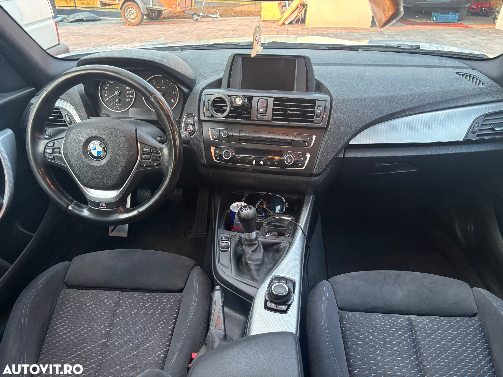BMW Seria 1 118d - 10