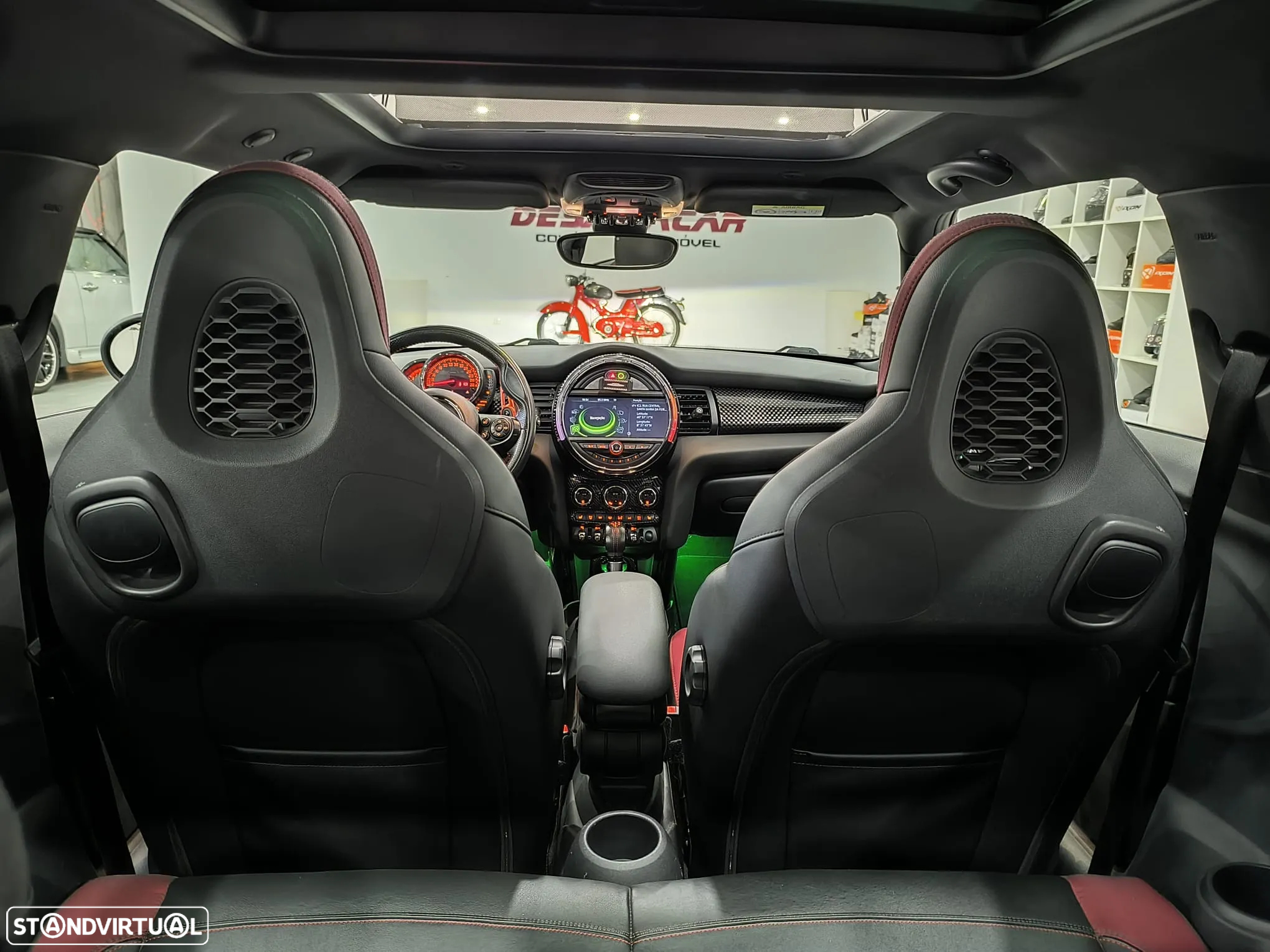 MINI 3 Portas John Cooper Works Sport Aut. - 32