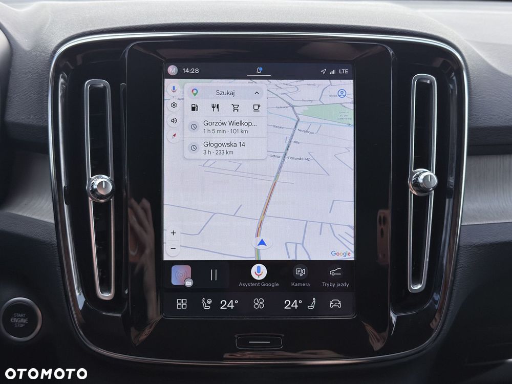Volvo XC 40 - 23