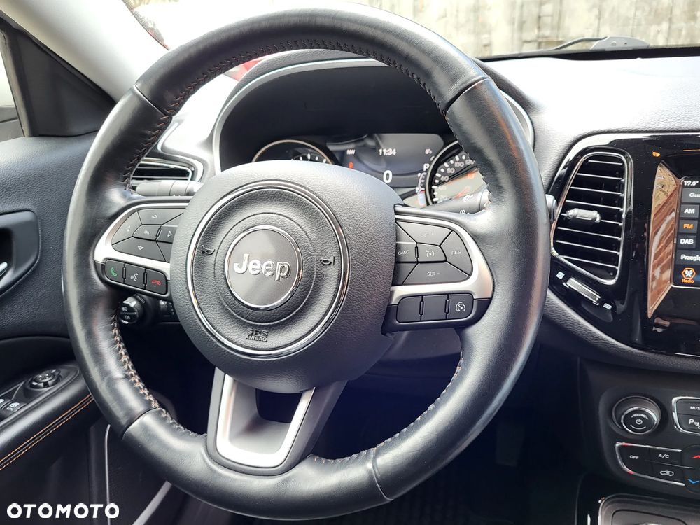 Jeep Compass 1.4 TMair Limited 4WD S&S - 32