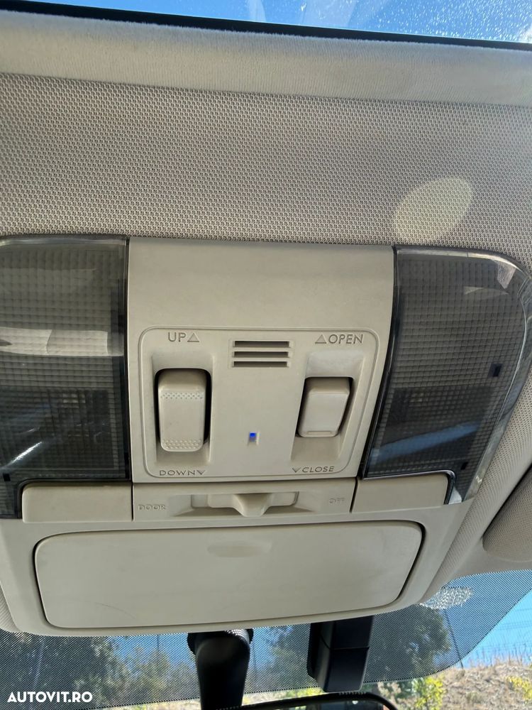 Subaru Legacy - 22