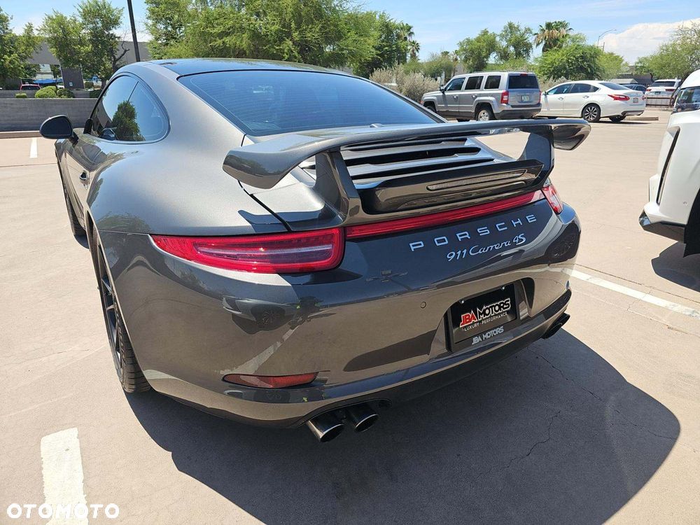 Porsche 911 Carrera 4S PDK - 3