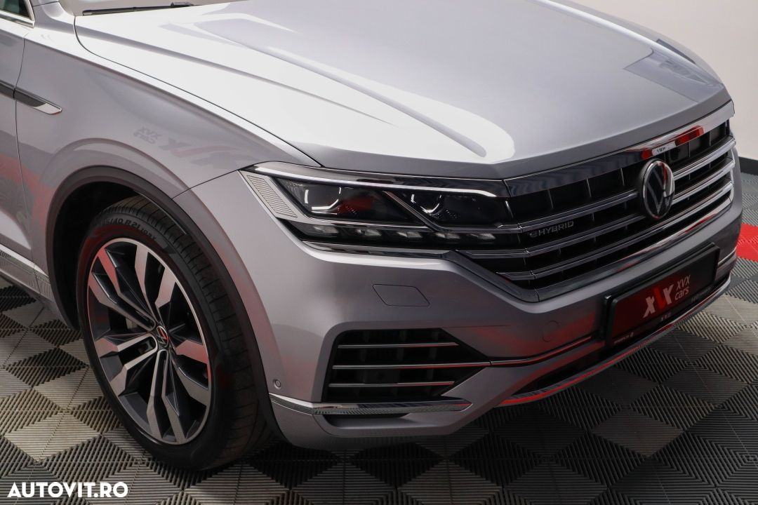 Volkswagen Touareg - 16