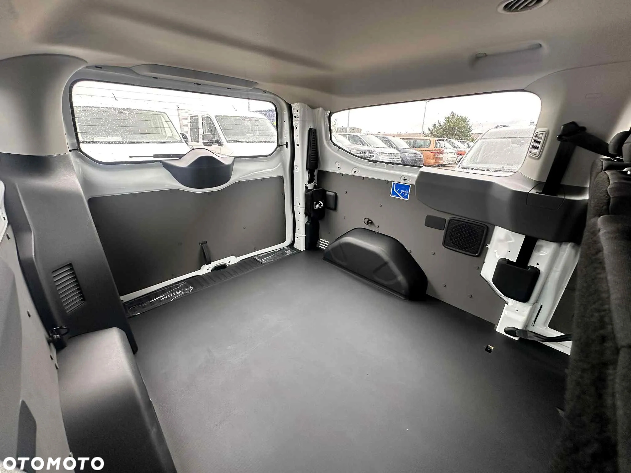Volkswagen Transporter T7 - 9