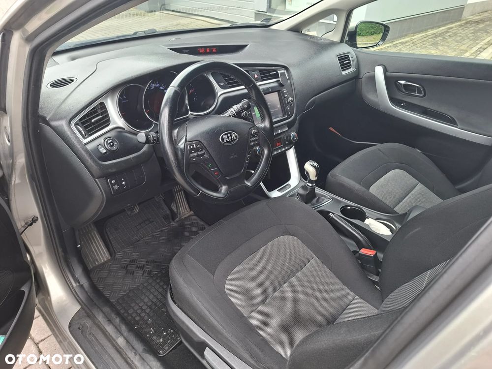 Kia Ceed 1.6 CRDi M - 7