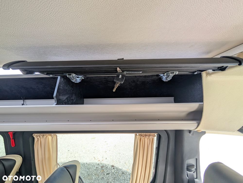 Mercedes-Benz Sprinter 519 - 24