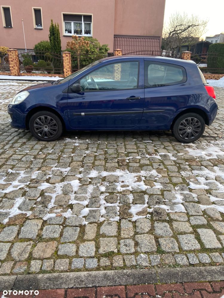Renault Clio - 6