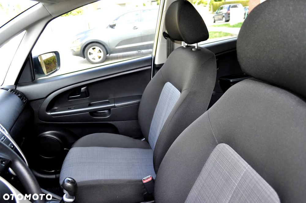 Kia Venga 1.4 CVVT Attract - 20