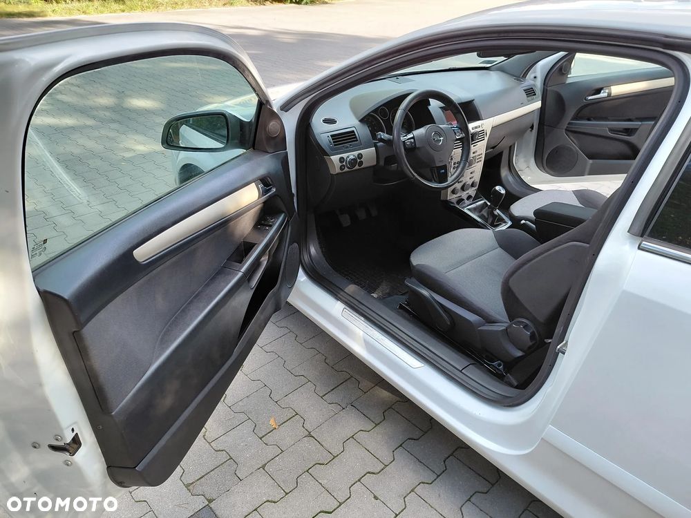 Opel Astra 1.6 Sport - 4