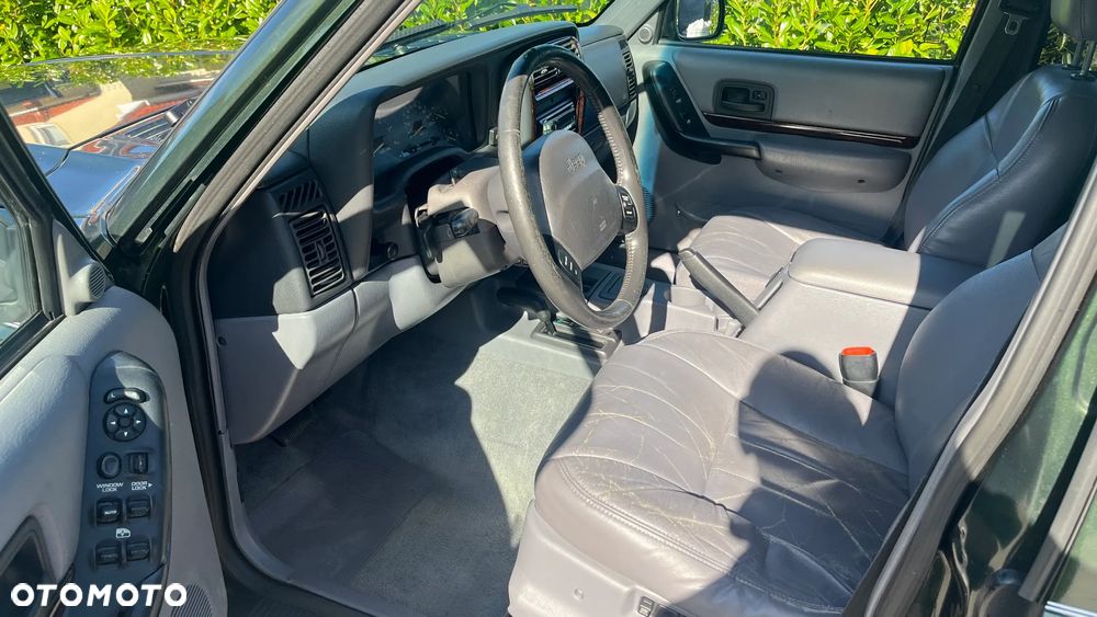 Jeep Cherokee 4.0 Limited - 9