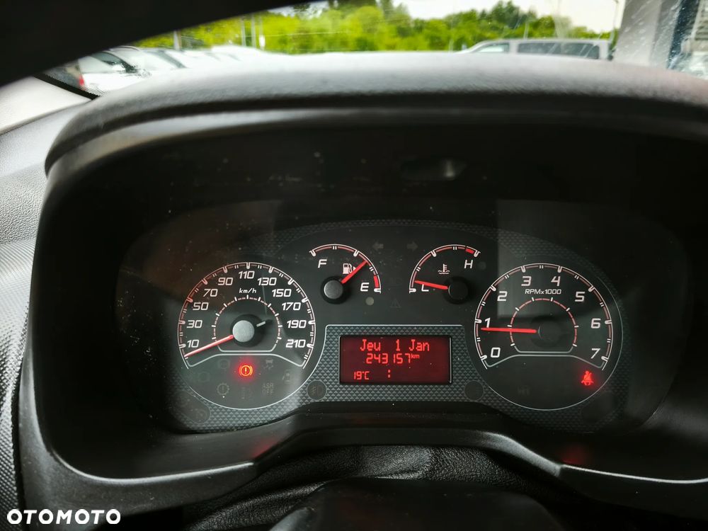 Fiat Fiorino 1.3 Multijet 16V Trekking - 11