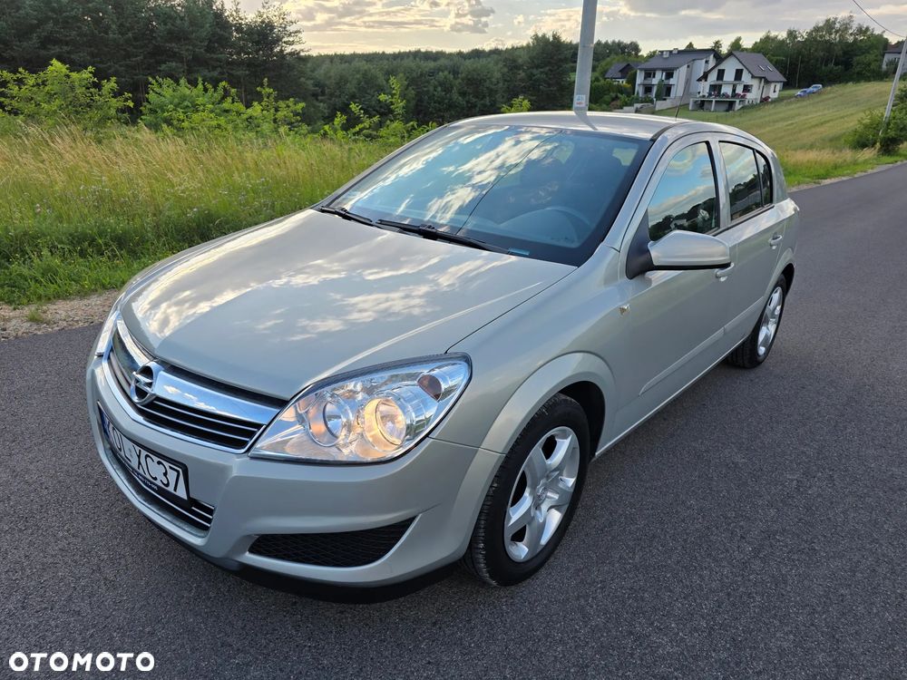 Opel Astra 1.4 Enjoy - 1