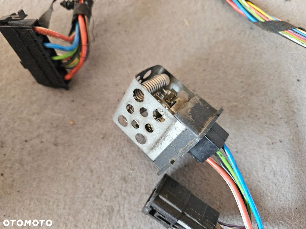 Wentylator dmuchawa nawiewu rezystor wiązka Opel Zafira A Lift 2005r - 6