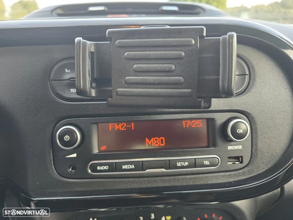 Renault Twingo SCe 70 S&S LIMITED - 26