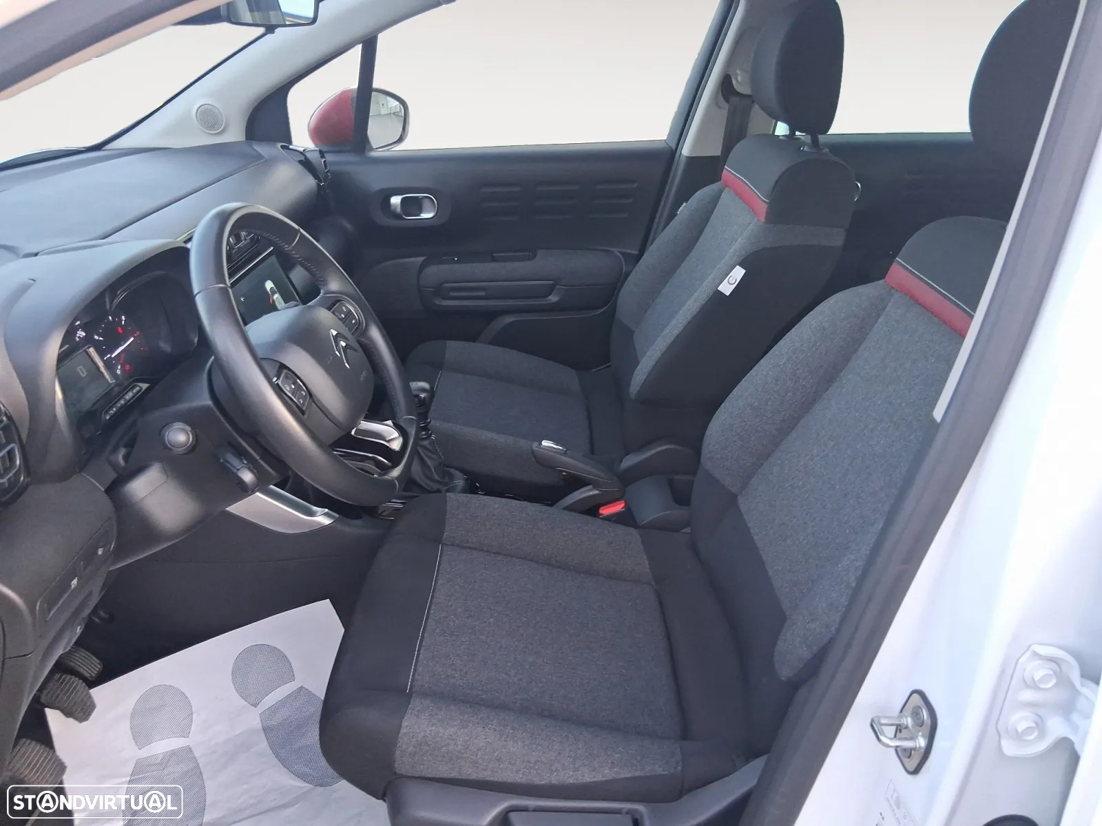 Citroën C3 Aircross 1.2 PureTech C-Series - 10