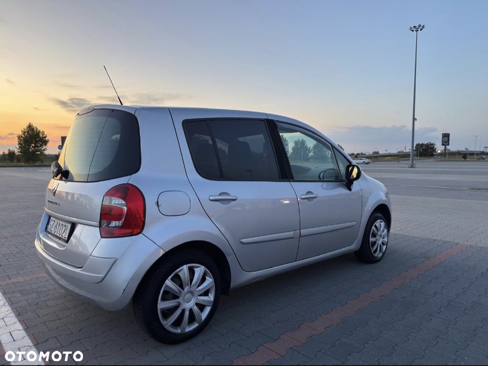 Renault Modus 1.5 dCi Dynamique - 2