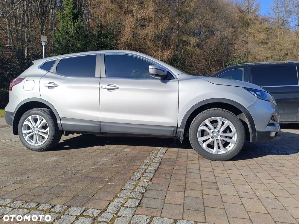 Nissan Qashqai 1.3 DIG-T DCT ZAMA - 10