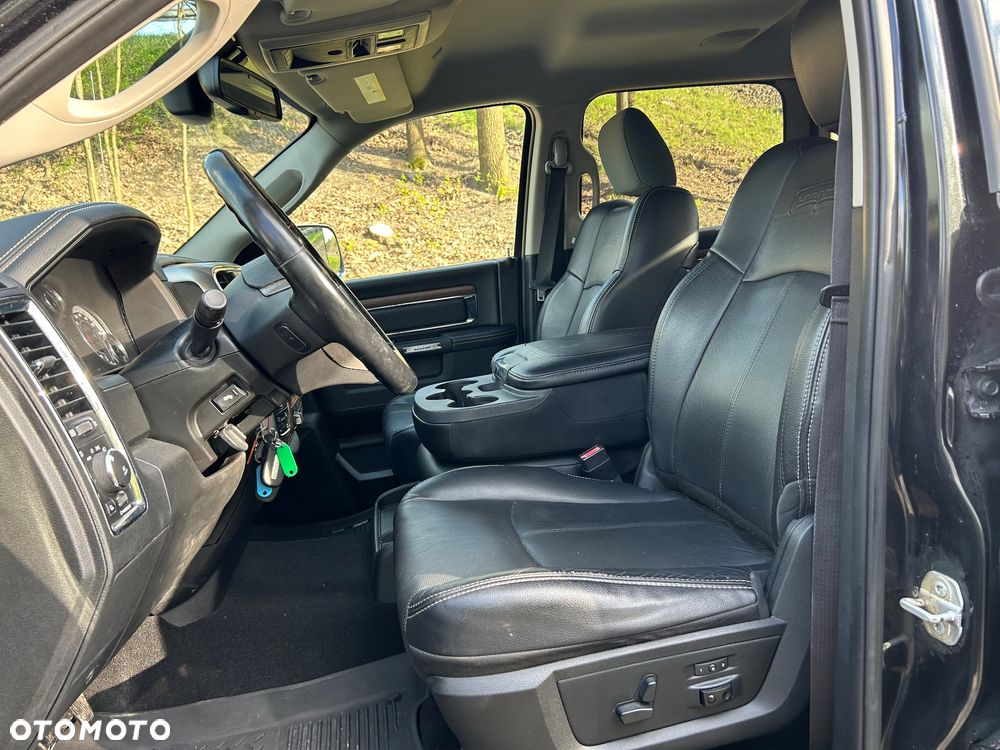 Dodge RAM 5.7 4x4 - 7