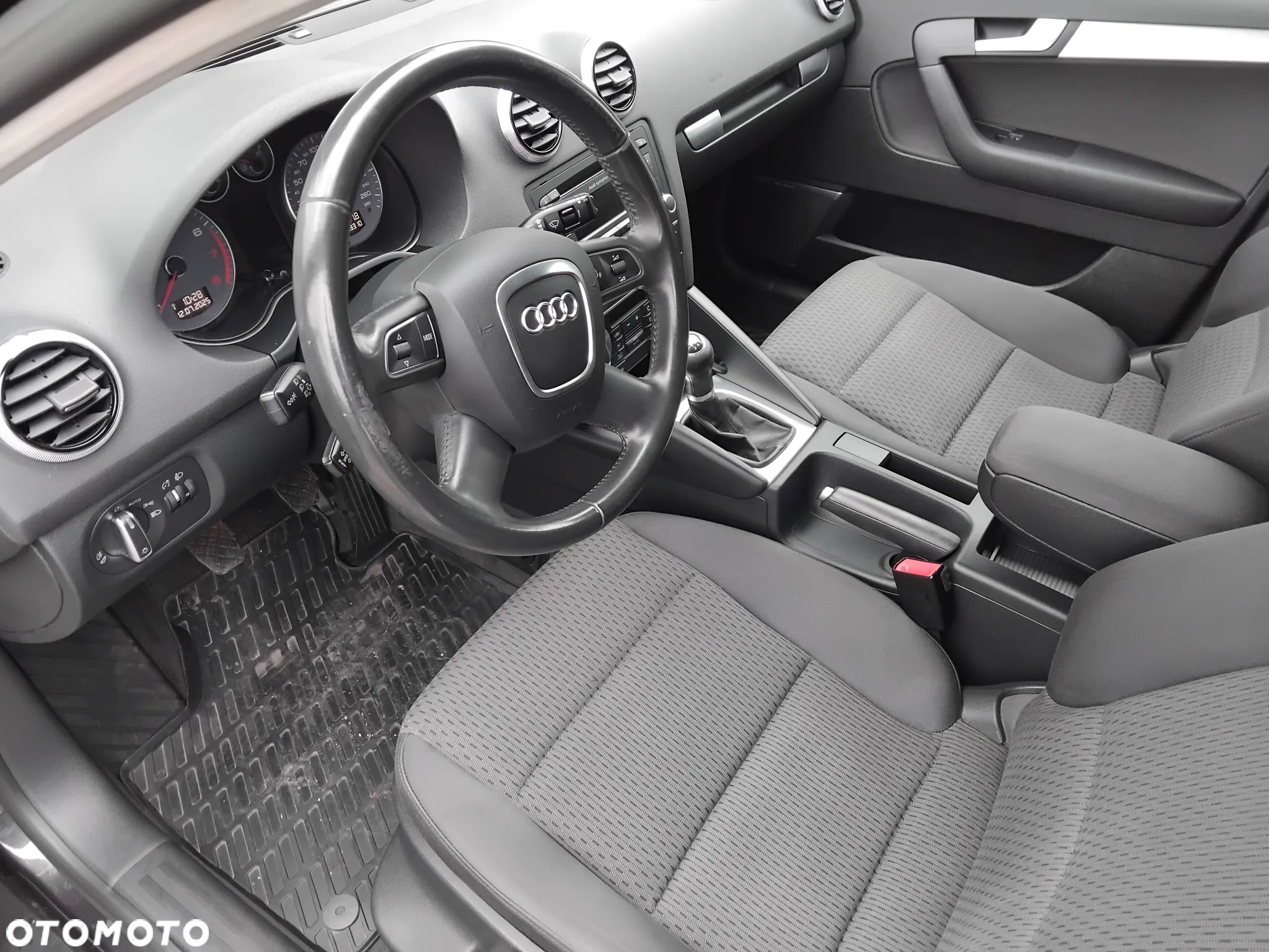 Audi A3 1.8 TFSI Sportback Attraction - 8