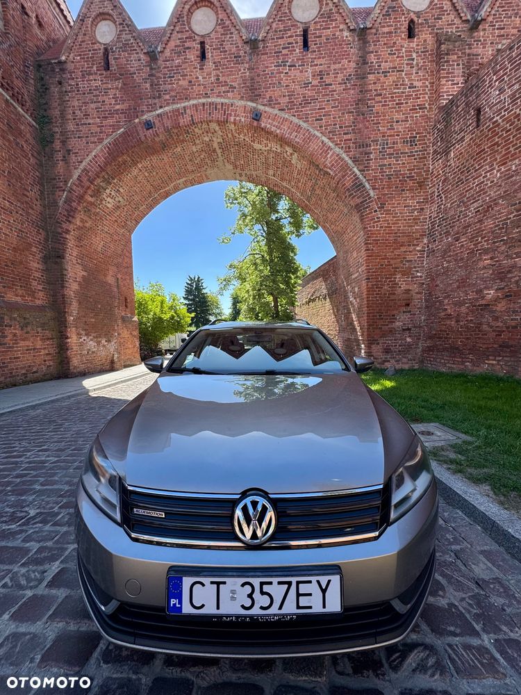 Volkswagen Passat - 35