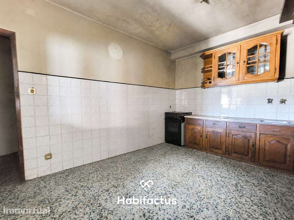 Moradia T3 para a venda Junto à Zona Histórica de Cabanas de Viriato - - Grande imagem: 4/16