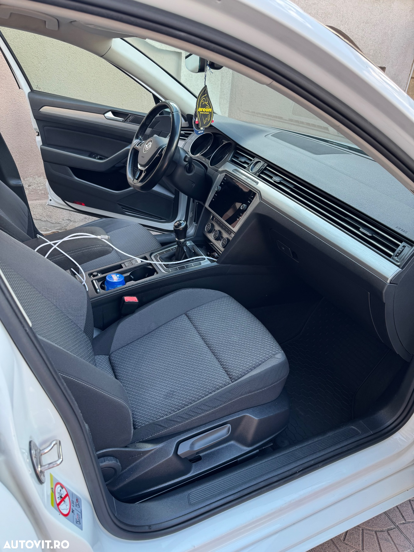 Volkswagen Passat - 7