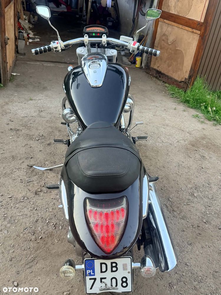 Suzuki Intruder - 4
