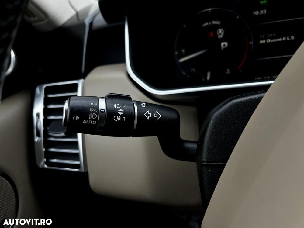 Land Rover Range Rover Vogue - 31